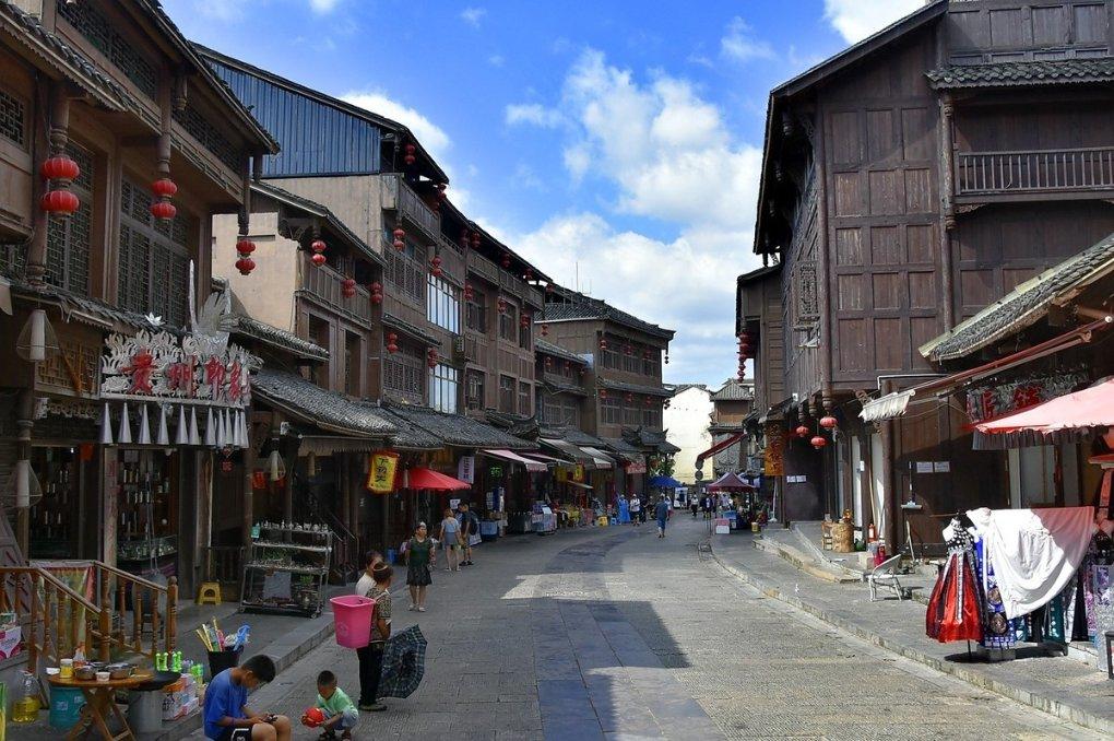 天津男篮大逆袭！胜过北京、广州等豪门队，跃居前十，42岁少帅傲人表现